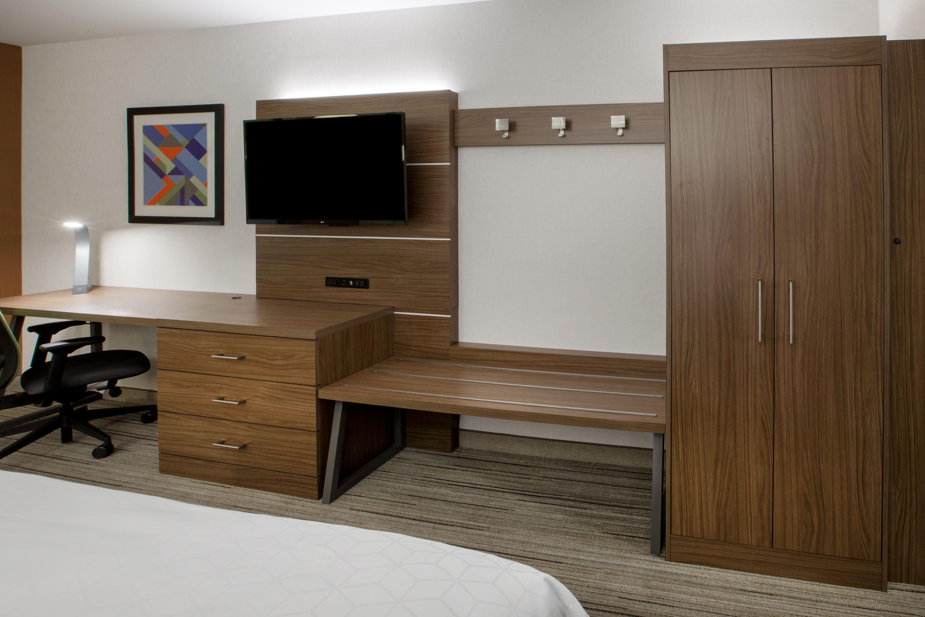 Holiday Inn Express & Suites - Oklahoma City Airport By Ihg Ngoại thất bức ảnh
